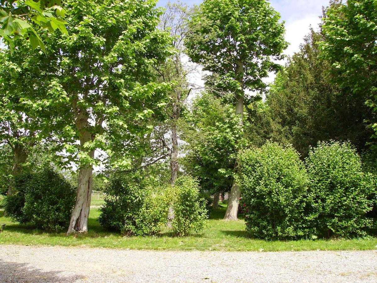 B&B Le Domaine Des Marcoujans Saint-Elix-le-Chateau Eksteriør bilde