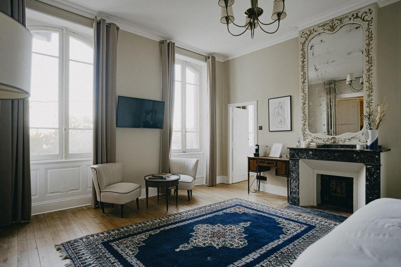 B&B Le Domaine Des Marcoujans Saint-Elix-le-Chateau Eksteriør bilde